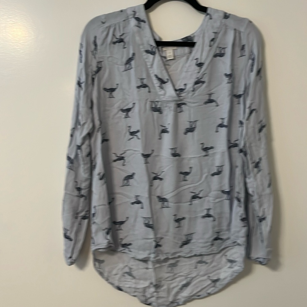 Hinge long sleeve blouse size M